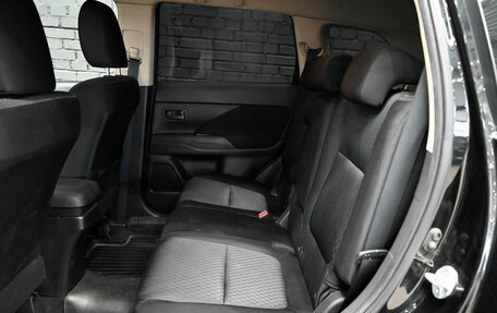 Mitsubishi Outlander III рестайлинг 3, 2014 год, 1 460 000 рублей, 16 фотография