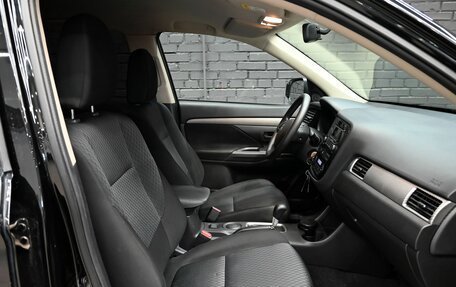 Mitsubishi Outlander III рестайлинг 3, 2014 год, 1 460 000 рублей, 11 фотография