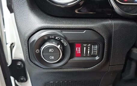 Jeep Wrangler, 2021 год, 4 955 000 рублей, 16 фотография