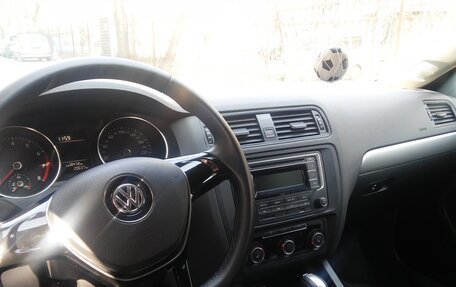 Volkswagen Jetta VI, 2015 год, 1 350 000 рублей, 7 фотография