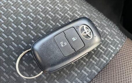 Toyota Roomy I, 2021 год, 800 000 рублей, 20 фотография