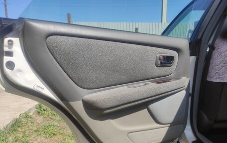 Toyota Mark II VIII (X100), 1996 год, 850 000 рублей, 8 фотография