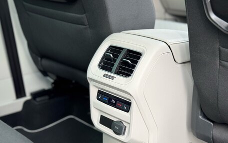 Volkswagen Tiguan II, 2017 год, 1 996 000 рублей, 14 фотография