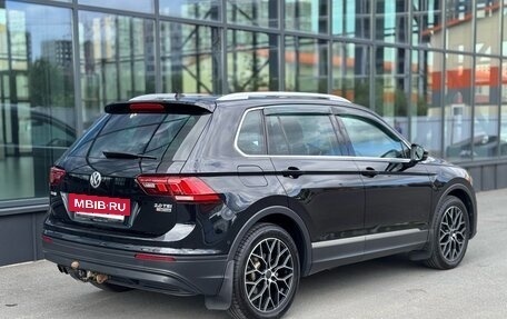 Volkswagen Tiguan II, 2017 год, 1 996 000 рублей, 5 фотография