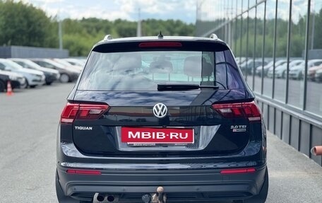 Volkswagen Tiguan II, 2017 год, 1 996 000 рублей, 6 фотография