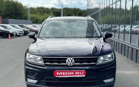 Volkswagen Tiguan II, 2017 год, 1 996 000 рублей, 2 фотография