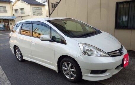 Honda Fit Shuttle I рестайлинг, 2015 год, 730 000 рублей, 3 фотография
