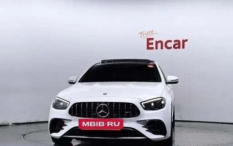 Mercedes-Benz E-Класс AMG, 2022 год, 7 100 000 рублей, 4 фотография