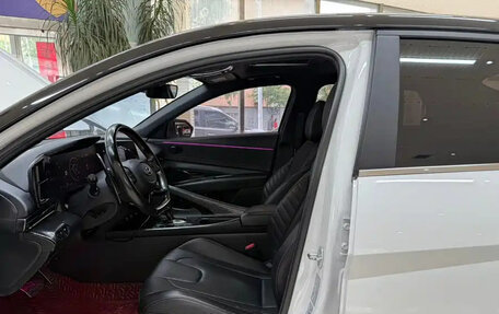 Hyundai Elantra, 2022 год, 1 400 060 рублей, 8 фотография