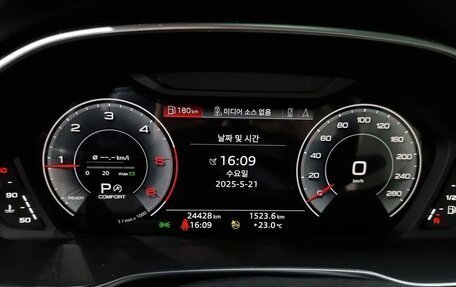 Audi Q3, 2022 год, 3 900 000 рублей, 8 фотография