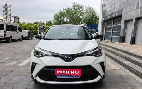 Toyota C-HR I рестайлинг, 2022 год, 1 730 334 рублей, 3 фотография