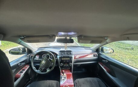 Toyota Camry, 2011 год, 1 680 000 рублей, 16 фотография