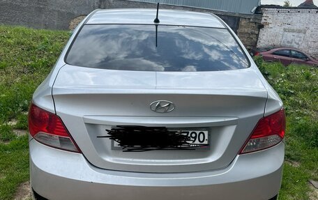 Hyundai Solaris II рестайлинг, 2013 год, 500 000 рублей, 3 фотография