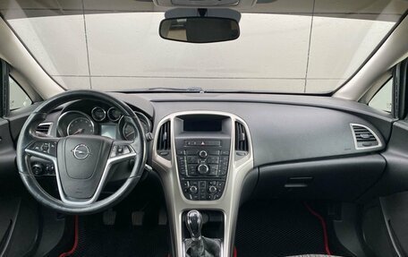 Opel Astra J, 2011 год, 625 000 рублей, 14 фотография