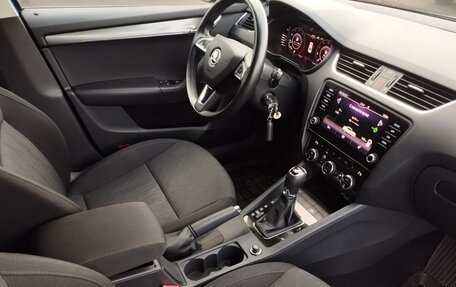 Skoda Octavia, 2019 год, 1 699 000 рублей, 10 фотография