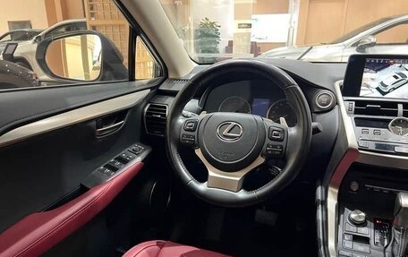 Lexus NX I, 2021 год, 2 750 000 рублей, 7 фотография