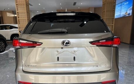 Lexus NX I, 2021 год, 2 750 000 рублей, 5 фотография