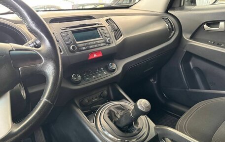 KIA Sportage III, 2010 год, 1 000 000 рублей, 11 фотография