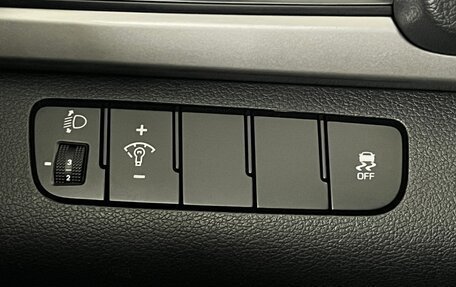 Hyundai Elantra VI рестайлинг, 2017 год, 1 060 000 рублей, 20 фотография
