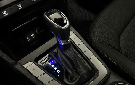 Hyundai Elantra VI рестайлинг, 2017 год, 1 060 000 рублей, 19 фотография