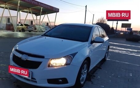 Chevrolet Cruze II, 2012 год, 830 000 рублей, 5 фотография