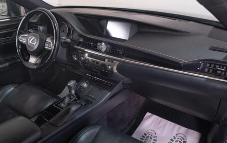 Lexus ES VII, 2015 год, 2 689 000 рублей, 25 фотография