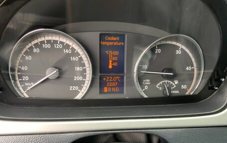 Mercedes-Benz Viano, 2011 год, 1 870 000 рублей, 37 фотография