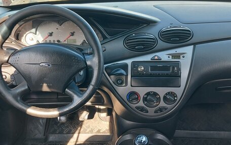 Ford Focus IV, 2001 год, 150 000 рублей, 2 фотография