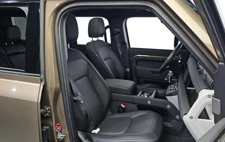 Land Rover Defender II, 2021 год, 6 500 000 рублей, 8 фотография