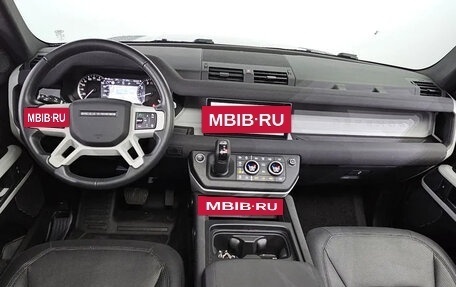 Land Rover Defender II, 2021 год, 6 500 000 рублей, 5 фотография