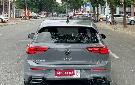 Volkswagen Golf VIII, 2022 год, 1 900 000 рублей, 4 фотография