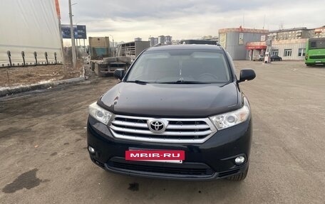 Toyota Highlander III, 2013 год, 1 890 000 рублей, 6 фотография