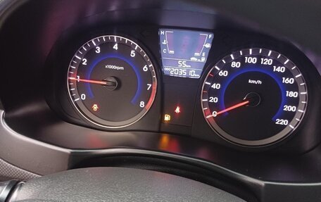Hyundai Solaris II рестайлинг, 2013 год, 950 000 рублей, 2 фотография