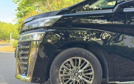 Toyota Vellfire II, 2022 год, 7 600 334 рублей, 5 фотография