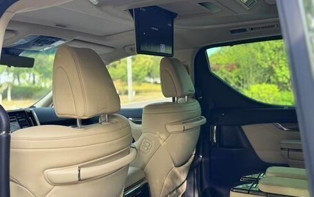 Toyota Vellfire II, 2022 год, 7 600 334 рублей, 8 фотография