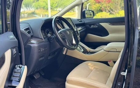 Toyota Vellfire II, 2022 год, 7 600 334 рублей, 12 фотография