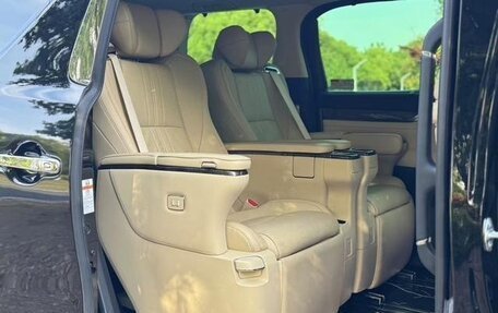 Toyota Vellfire II, 2022 год, 7 600 334 рублей, 13 фотография