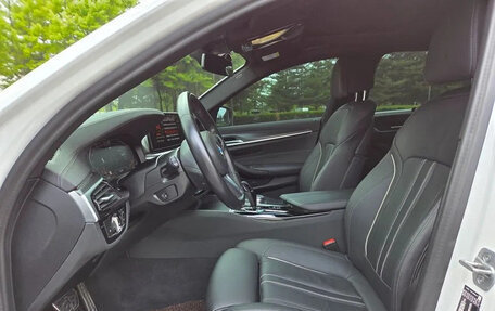 BMW 5 серия, 2022 год, 3 333 000 рублей, 11 фотография