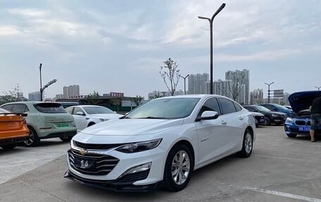 Chevrolet Malibu IX, 2022 год, 1 380 000 рублей, 2 фотография