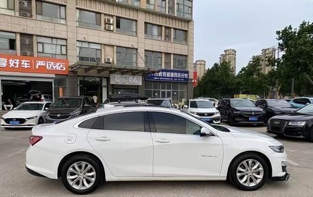 Chevrolet Malibu IX, 2022 год, 1 380 000 рублей, 4 фотография