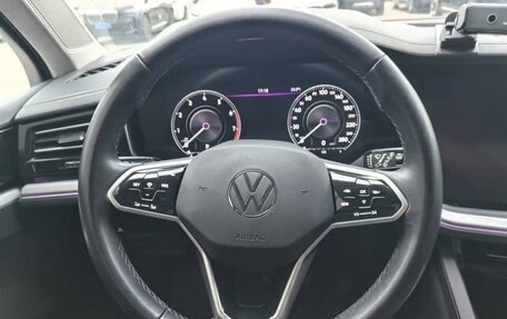 Volkswagen Touareg III, 2021 год, 4 300 000 рублей, 7 фотография