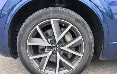 Volkswagen Touareg III, 2021 год, 4 300 000 рублей, 11 фотография