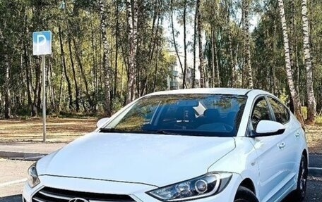 Hyundai Elantra VI рестайлинг, 2018 год, 1 760 000 рублей, 3 фотография