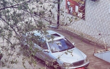 Mercedes-Benz S-Класс, 1999 год, 450 000 рублей, 1 фотография