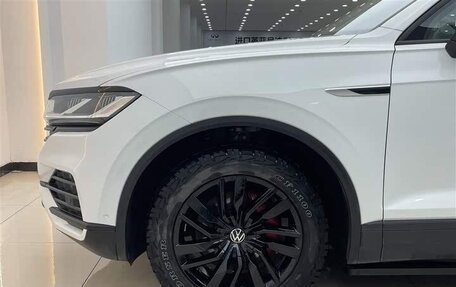 Volkswagen Touareg III, 2021 год, 3 535 000 рублей, 4 фотография