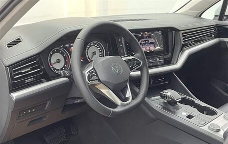 Volkswagen Touareg III, 2021 год, 3 535 000 рублей, 8 фотография