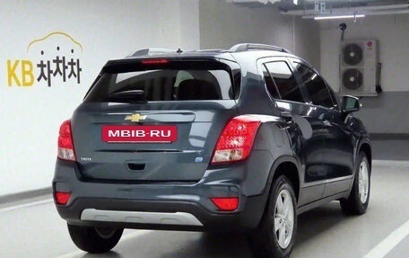 Chevrolet Trax, 2021 год, 1 150 010 рублей, 3 фотография