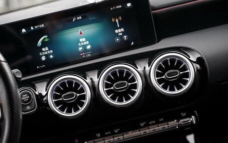 Mercedes-Benz CLA, 2022 год, 2 621 887 рублей, 12 фотография