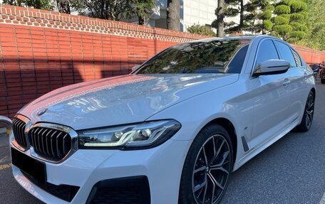 BMW 5 серия, 2022 год, 4 490 000 рублей, 2 фотография