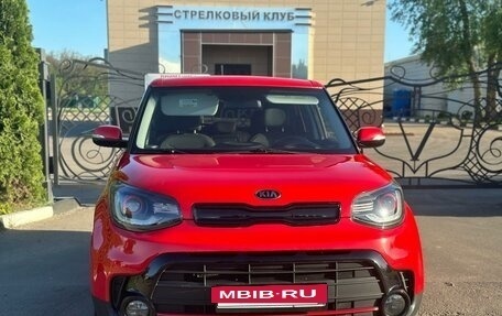 KIA Soul II рестайлинг, 2018 год, 1 920 000 рублей, 2 фотография